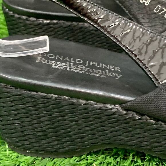 Donald J. Pliner Slingback Woven Wedge Sandals. - Picture 7 of 11